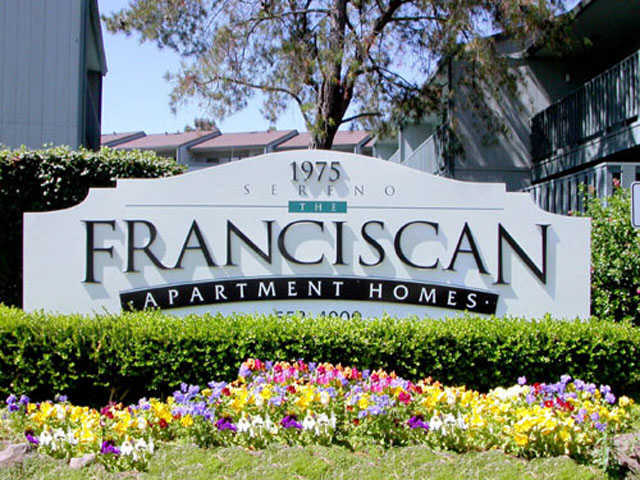 Franciscan Apartments photo 3